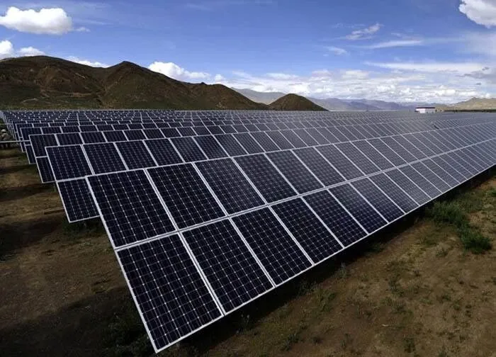1052 Alicosolar Big on Grid Solar System Government Projects 1 MW