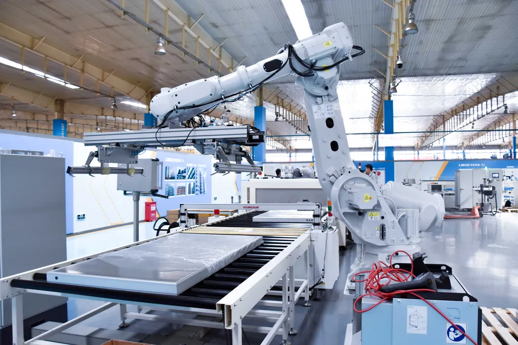 80L Split Pressurized Evacuated Tube Solar Water Heater with High Heat Collecting Efficiency Heat Pipes